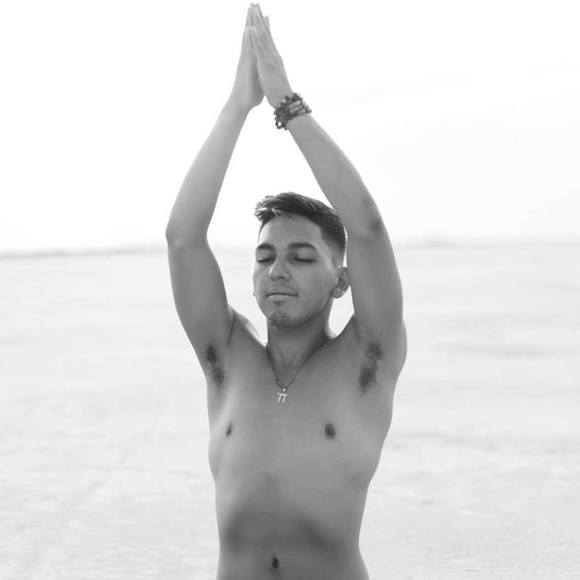 Meet your Posher, Joey - Picture 1 of 1